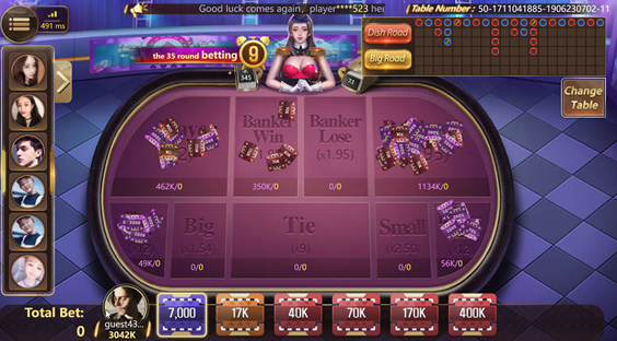 Bàn chơi Baccarat trực tuyến với đại lý và 4 người chơi đang đặt cược