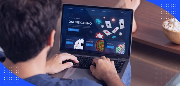 Giao diện trò chơi bài trực tuyến trên nền tảng cờ bạc online.